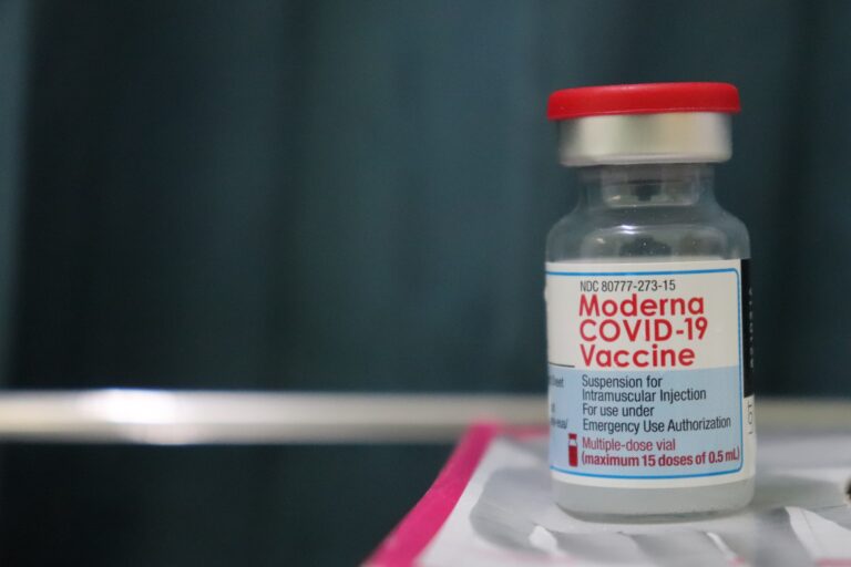 moderna vaccines against 15 pathogens