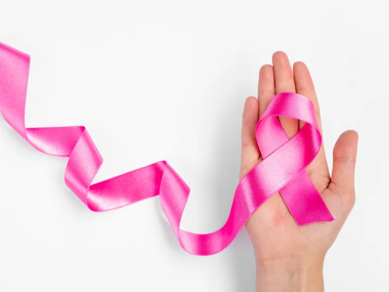 Novartis drug helps stop breast cancer’s return in a large study