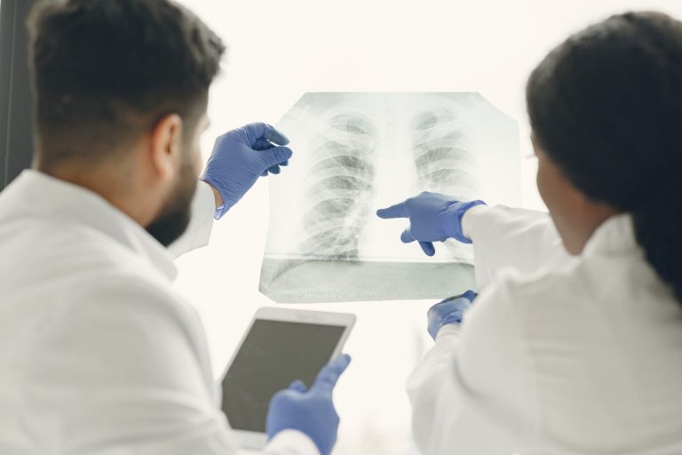 Amgen’s Imdelltra Reduces Risk of Death by 40% in Small Cell Lung Cancer, Phase 3 DeLLphi-304 Trial Shows